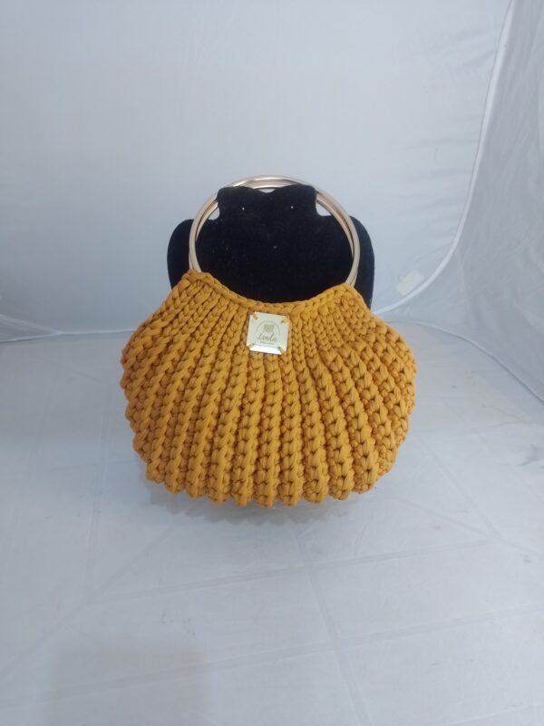 Bolsa em Crochê Mostarda em Fio de Malha - Image 6