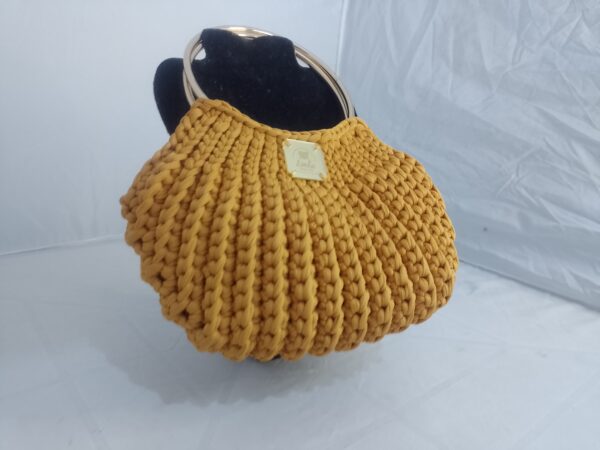 Bolsa em Crochê Mostarda em Fio de Malha - Image 2