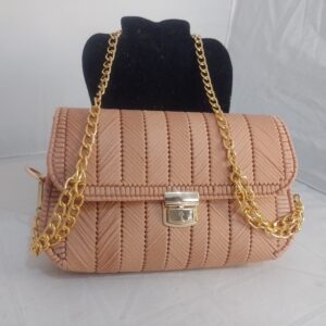 Bolsa em Tela Linda Crochês